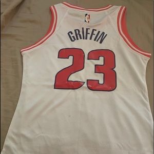 Blake Griffen Pistons jersey